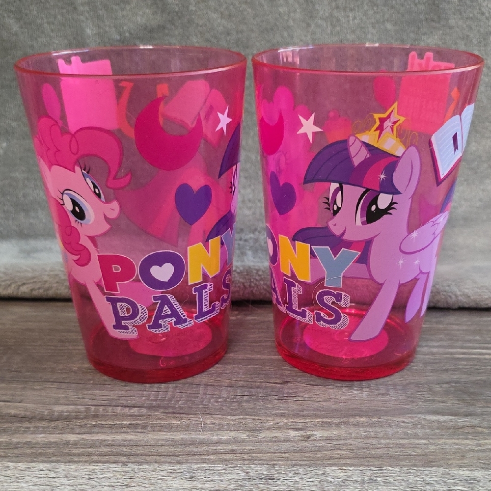 Pony Pals Pink Party Cups Set